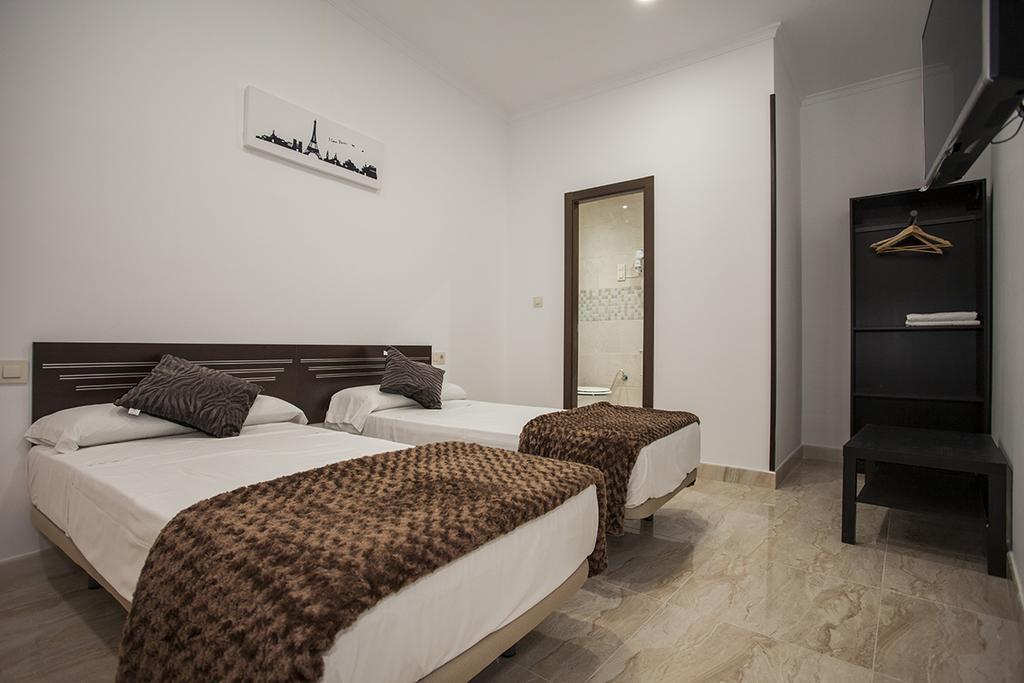 Hostal Rincon De Sol - Centro Madrid - Self Checkin Exterior foto