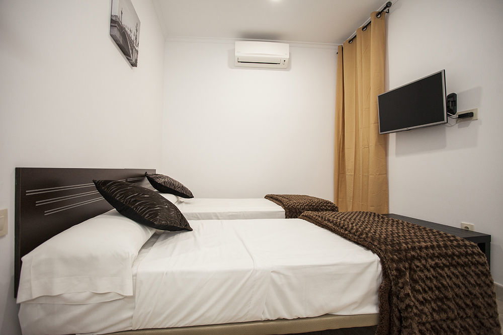 Hostal Rincon De Sol - Centro Madrid - Self Checkin Exterior foto