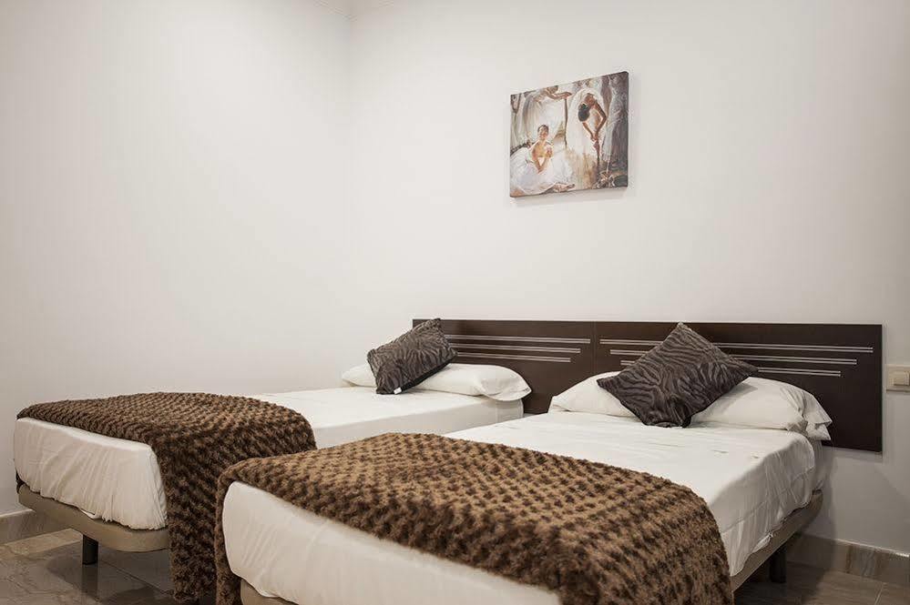 Hostal Rincon De Sol - Centro Madrid - Self Checkin Exterior foto